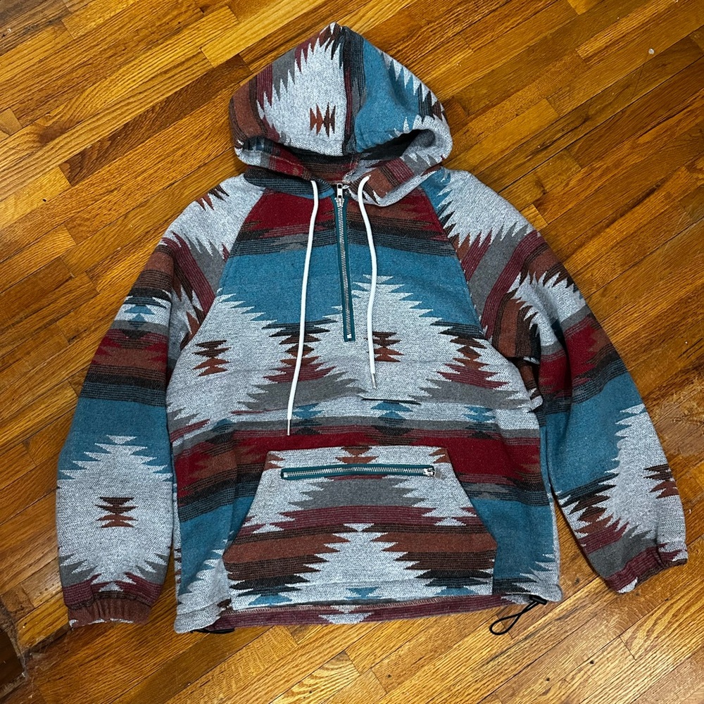 Women’s Hooded Aztec Pullover